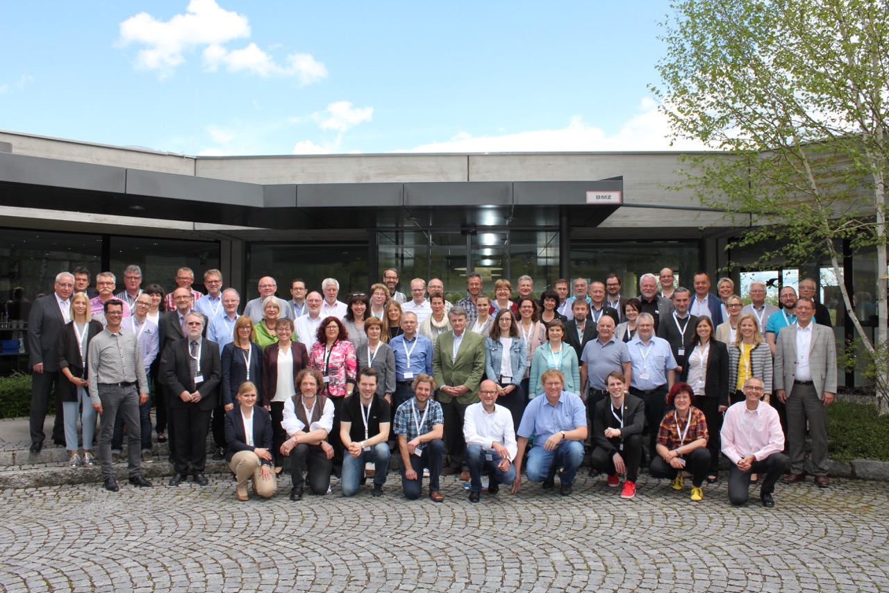 Gruppenfoto der Teilnehmer