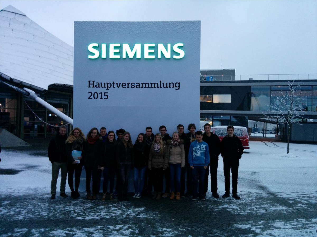 Der Kurs 2wr3 des EGF vor der Siemens-HV